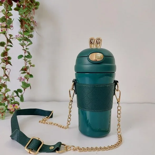[AF0148BVR] Thermos En Acier Inoxydable avec Bandoulière Vert Rotana 480ml.webp