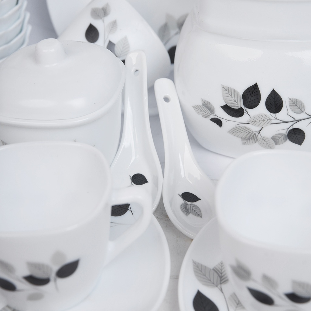 Service a Table en Porcelaine 64 Pièces IRIS Carré - Model 1
