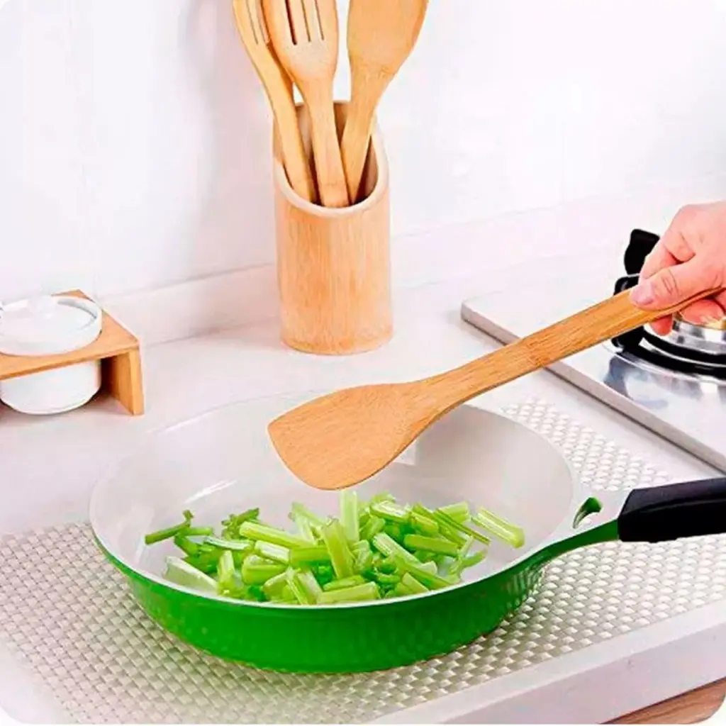 [WJ027] Ensemble de 5 accessoires de cuisine en Bois 