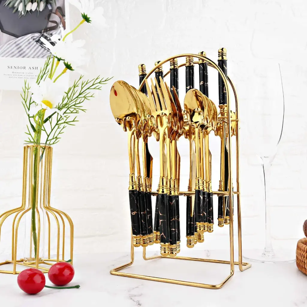 Coffret Ménagère 24 Pièces avec Support doré poignée en Marbre Noir