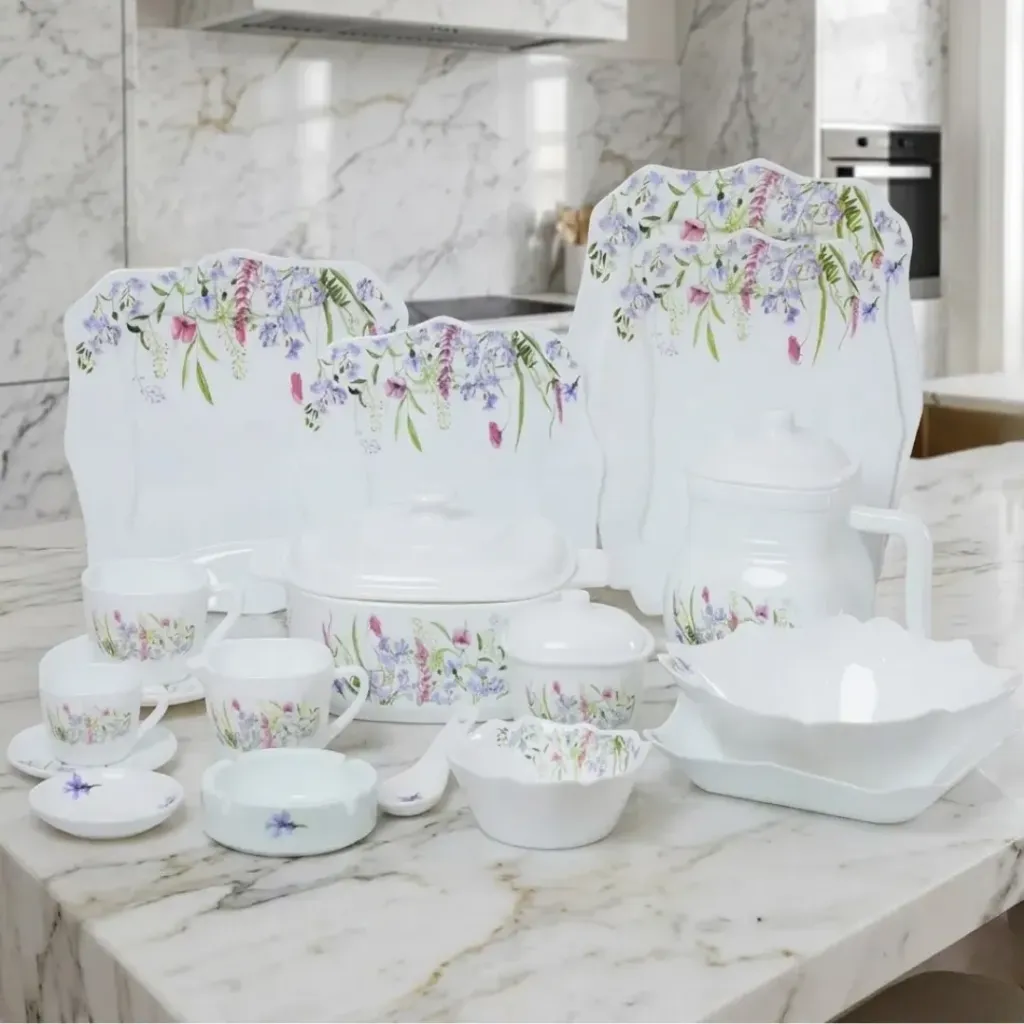 Service De Table en Verre Opale- 72 Pièces- Florence- M3